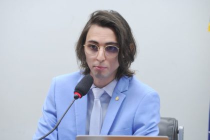 Projeto prevê consultas online de psiquiatria pelo SUS para universitários