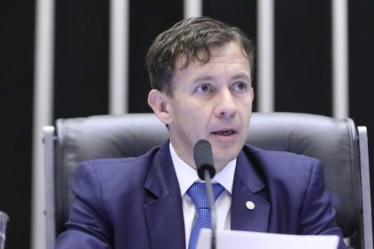 Projeto inclui expressamente maus-tratos em leis de defesa da criança e do adolescente