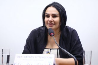 Projeto cria normas para tratamento da doença de Crohn no SUS e facilita acesso a benefícios previdenciários