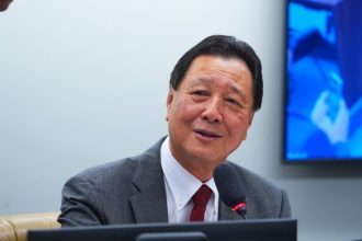 Luiz Nishimori é eleito para presidir a Comissão de Agricultura da Câmara