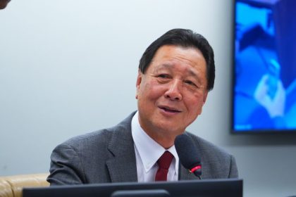 Luiz Nishimori é eleito para presidir a Comissão de Agricultura da Câmara