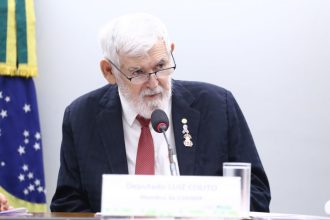 Projeto garante direito ao letramento digital para pessoas idosas