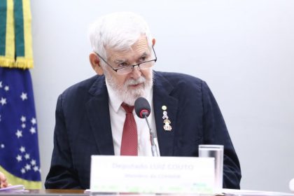 Projeto garante direito ao letramento digital para pessoas idosas