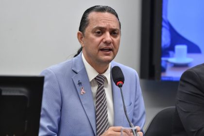 Comissão debate implementação da Política Nacional de Prevenção e Controle do Câncer