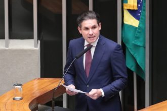 Presidente da Câmara destaca prioridades legislativas e votações previstas para 2026