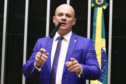 Projeto assegura igualdade para militares antigos preteridos em promoções