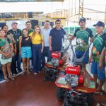 Governo do Amazonas fortalece setor primário em Nhamundá com entrega de equipamentos aos produtores rurais