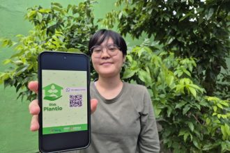 Prefeitura de Manaus lança serviço para população solicitar plantio de mudas na frente de seus imóveis