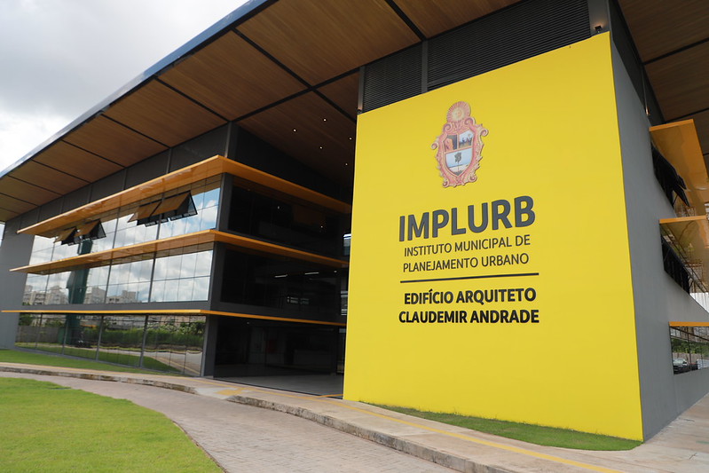 Localização estratégica e acessibilidade são destaques no edifício Claudemir Andrade, nova sede administrativa do Implurb