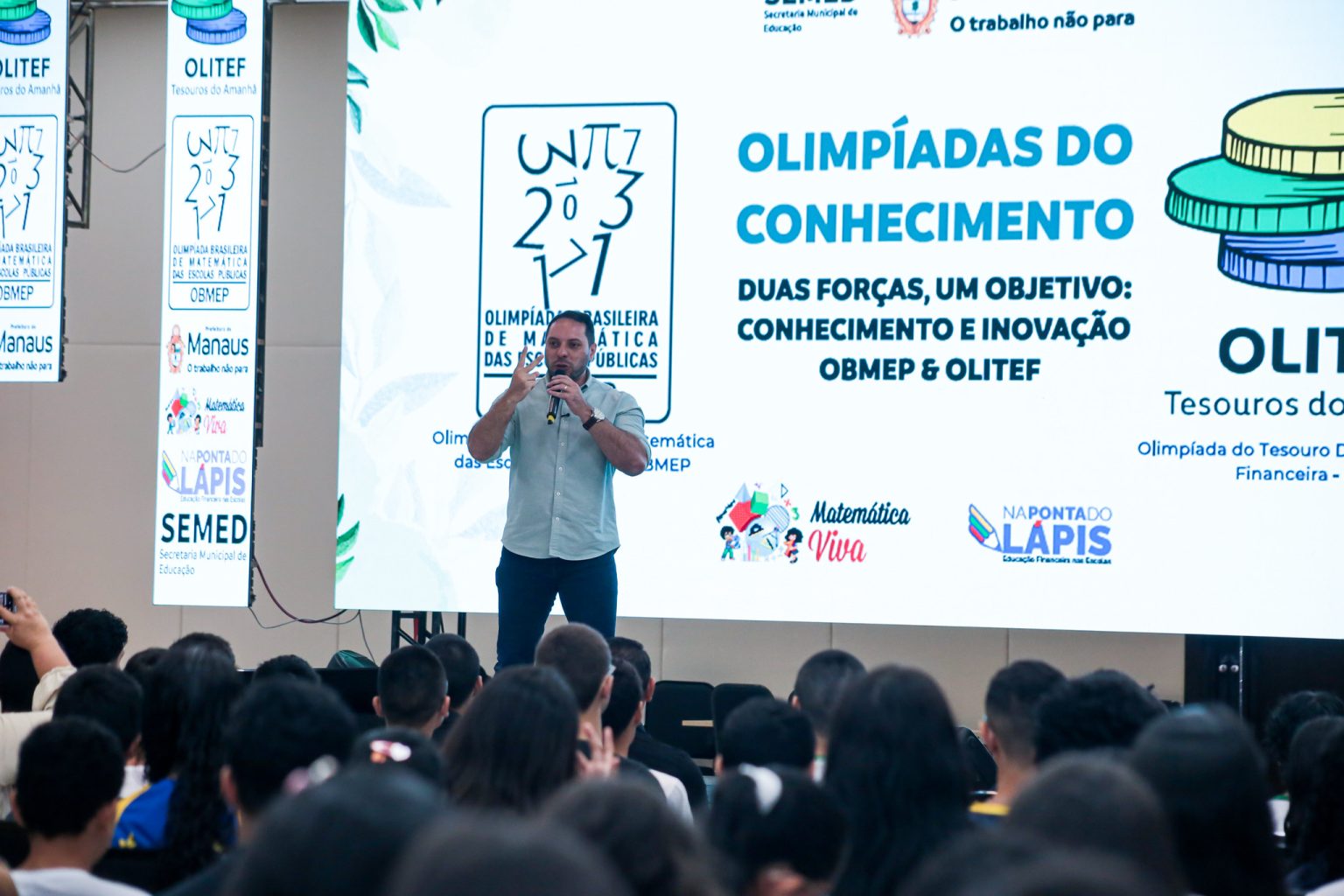 Prefeitura de Manaus premia mais de 400 estudantes da rede municipal de Educação em Olimpíadas Brasileiras