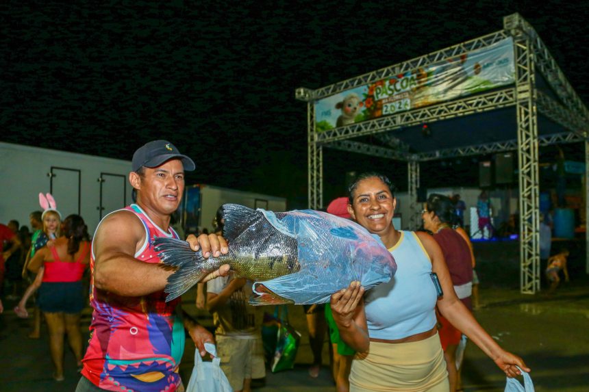 Prefeitura de Manaus realiza entrega de mais de 10 toneladas de tambaqui para 3 mil pessoas no bairro Colônia Antônio Aleixo