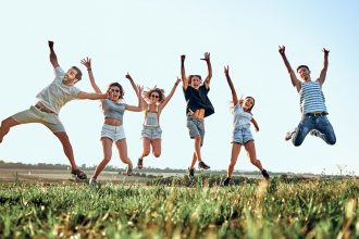 Viver é Sonhar em Movimento: quando a fé encontra a ação