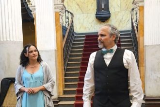 Espetáculo retrata trajetória de Bezerra de Menezes, o ‘Médico dos Pobres’, no Teatro Amazonas