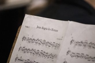 Ovam apresenta concerto ‘#TBT 2025’ no Centro Cultural Palácio da Justiça