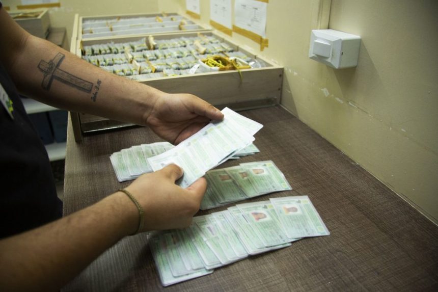 Detran-AM anuncia prorrogação do prazo de inscrições para o projeto CNH Social