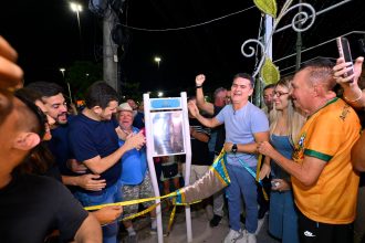 Prefeito David Almeida entrega ecoponto, ecobarreira e revitaliza ponte histórica na zona Sul de Manaus