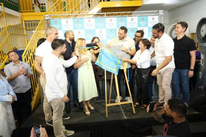 Prefeitura de Manaus inaugura as escolas municipais Manoel Ferreira Marques e Erivonaldo Nunes de Oliveira