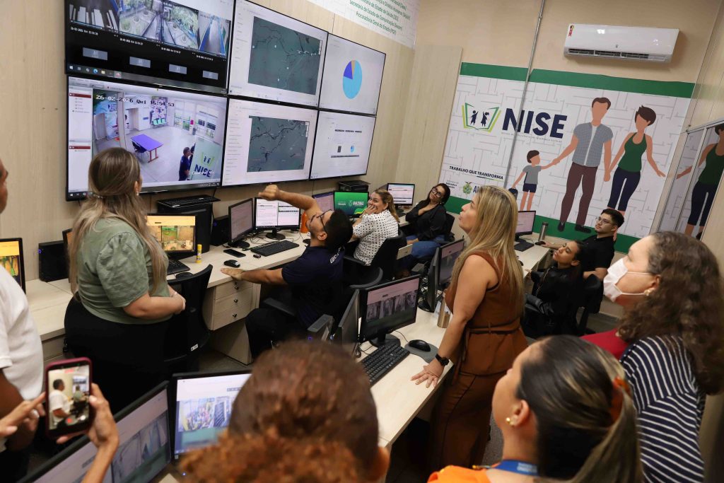 Comitiva do CAI Roraima visita Núcleo de Segurança da Secretaria de Educação do Amazonas