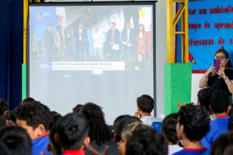 Escola da zona rural de Manaus é destaque em evento nacional de educação