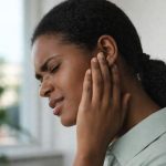 Profissionais de saúde podem se inscrever em encontro sobre voz e audição no trabalho