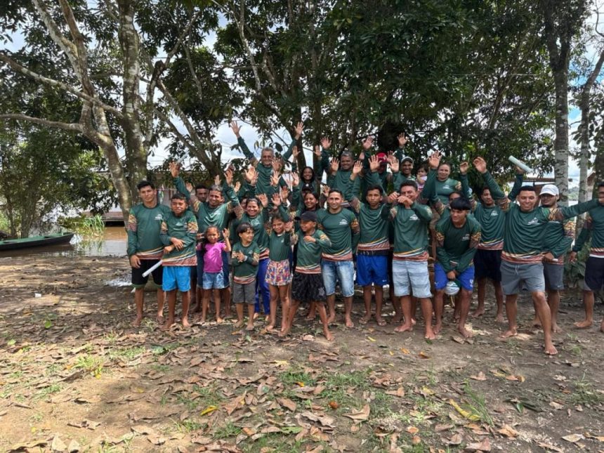 Idam atua junto à comunitários para assegurar a continuidade da pesca manejada do pirarucu em Tapauá