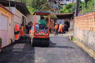 Prefeitura avança com obras de drenagem e asfalto no bairro Aleixo e leva mais segurança e qualidade de vida aos moradores