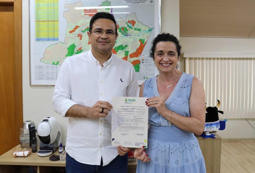 Ipaam concede licença à Fundação de Medicina Tropical para primeiro criadouro científico de escorpiões em Manaus