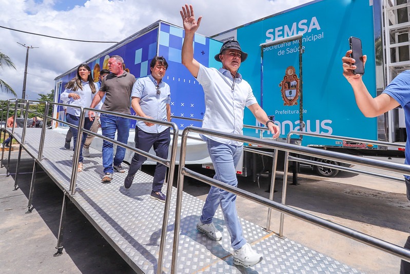 David Almeida entrega UBS Móvel e amplia acesso à saúde básica em áreas vulneráveis
