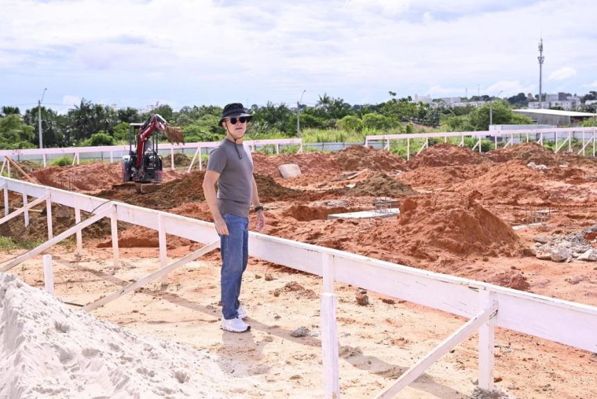 Prefeito David Almeida assina projeto de lei para criação da fundação do autismo com capacidade para 10 mil atendimentos e estrutura modelo no Norte