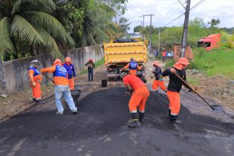 Prefeitura de Manaus intensifica obras no bairro Santa Etelvina e garante mais segurança para moradores da área 