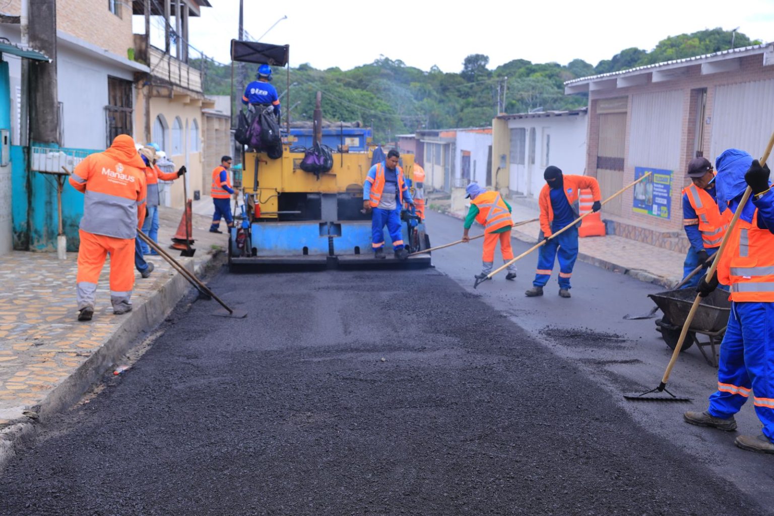 Prefeitura de Manaus intensifica recapeamento na zona Norte e transforma mobilidade e qualidade de vida da população