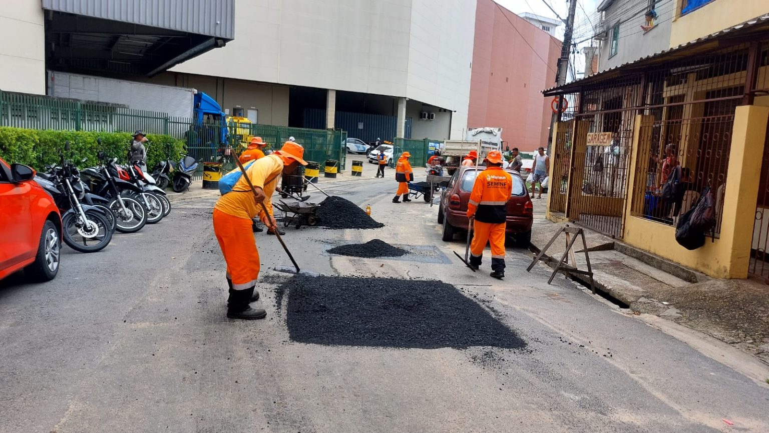 Prefeitura de Manaus intensifica recuperação asfáltica e transforma mobilidade no bairro São José Operário