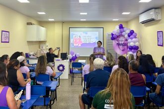 ‘Sabadão Lilás’ da prefeitura mobiliza população para combate ao câncer do colo do útero