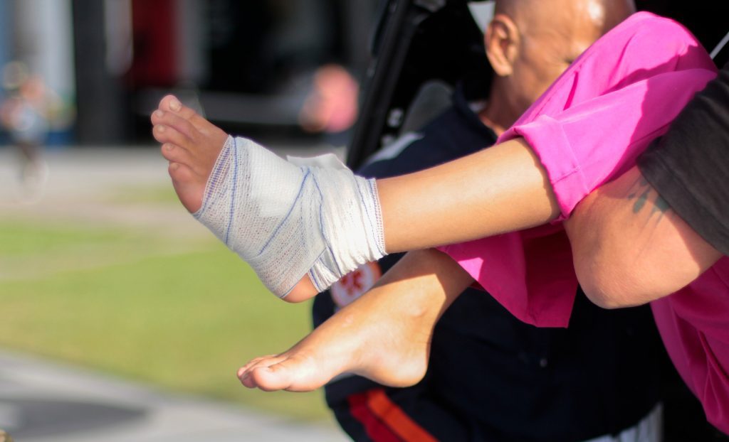 Departamento aéreo da SSP-AM resgata criança que foi picada por uma cobra Jararaca