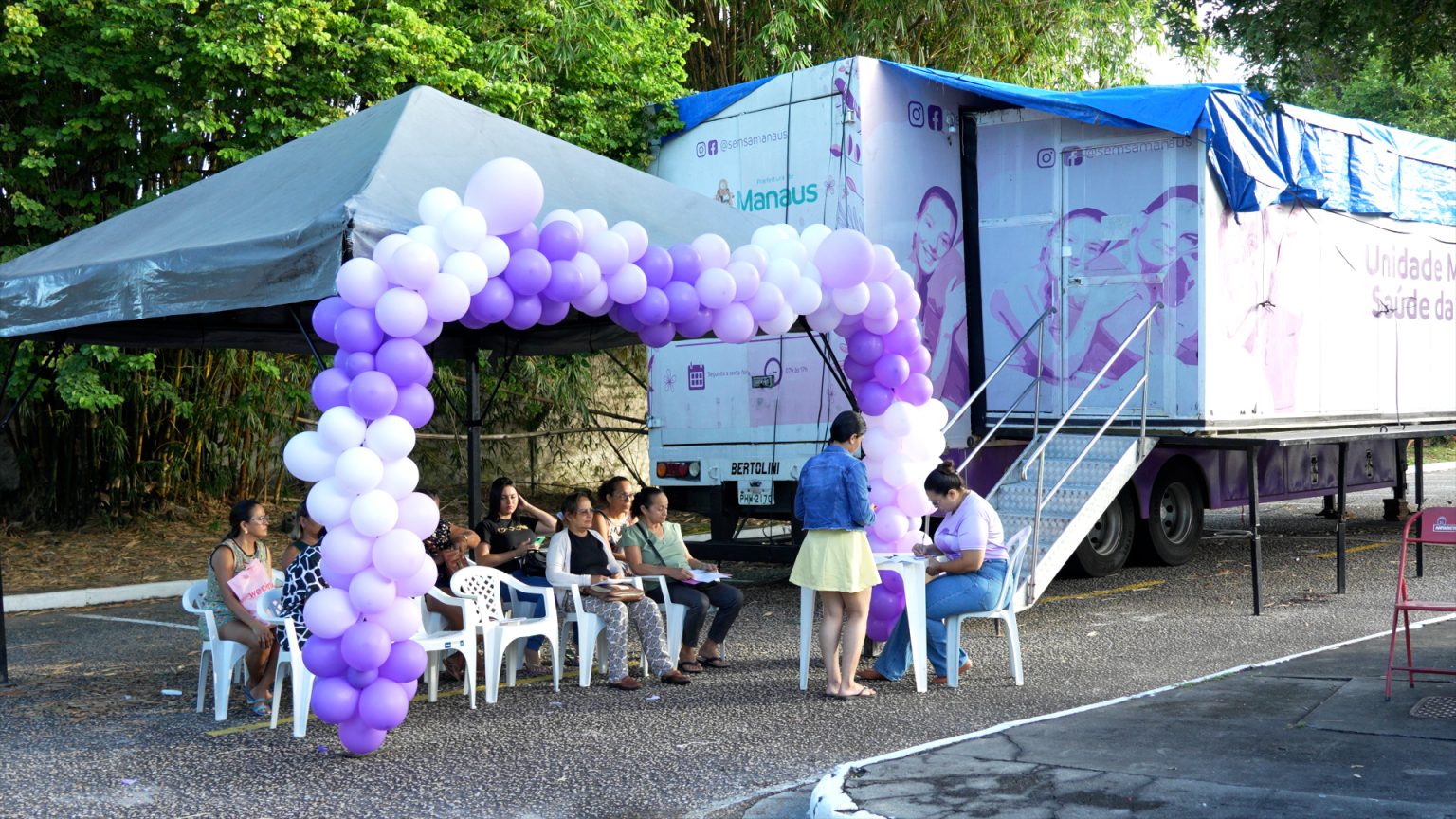 ‘Sabadão Lilás’ mobiliza mulheres para prevenção e diagnóstico precoce do câncer do colo do útero
