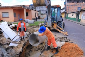 Prefeitura de Manaus fortalece infraestrutura no Novo Aleixo com obra de drenagem e garante mais segurança à população