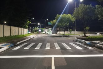 Prefeitura de Manaus avança na sinalização viária em diversos pontos da cidade