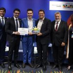 Governo do Amazonas recebe prêmio nacional por qualidade urbanística de residencial do Amazonas Meu Lar