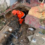 Prefeitura de Manaus recupera ponto crítico de drenagem em beco do Japiim e reduz riscos de alagamento na área