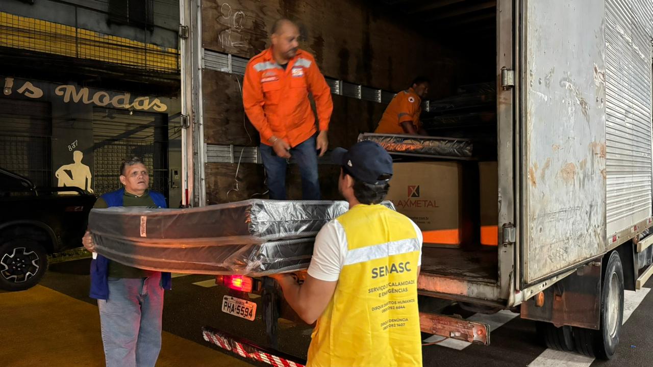 Prefeitura de Manaus oferta atendimento socioassistencial às famílias afetadas pela forte chuva dessa quarta-feira, 25/3