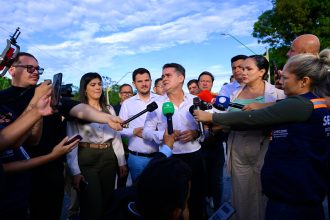 Na última entrega da gestão, prefeito David Almeida inaugura via que reduz custos e transforma mobilidade na zona Norte de Manaus 