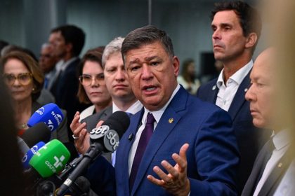 Ministro André Mendonça do STF determina prorrogação da CPMI do INSS