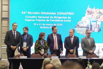 Manausprev debate legislação e aprimoramento da gestão previdenciária em encontro nacional