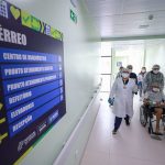 Novo Hospital do Sangue inicia atendimento à população e recebe primeiros pacientes transferidos em Manaus