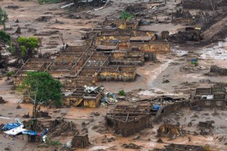 Comissão debate acordo de reparação aos atingidos pela tragédia de Mariana