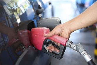 Medida provisória reduz preço do diesel para enfrentar alta do petróleo