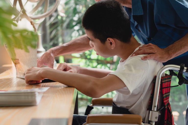 Comissão aprova uso de técnica comportamental na inclusão escolar