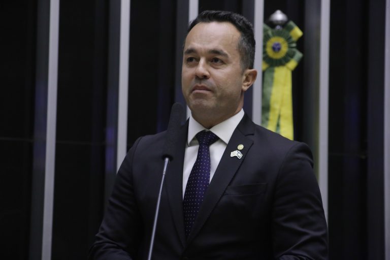 Projeto cria sistema de alerta nacional para localizar idosos e pessoas com deficiência