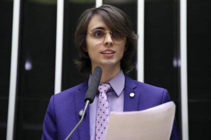 Projeto estabelece prioridade absoluta para saúde de crianças indígenas no SUS