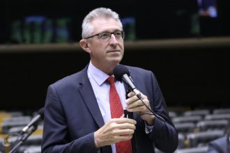 Comissão de Trabalho aprova projeto que inclui sindicatos no regime do Simples Nacional